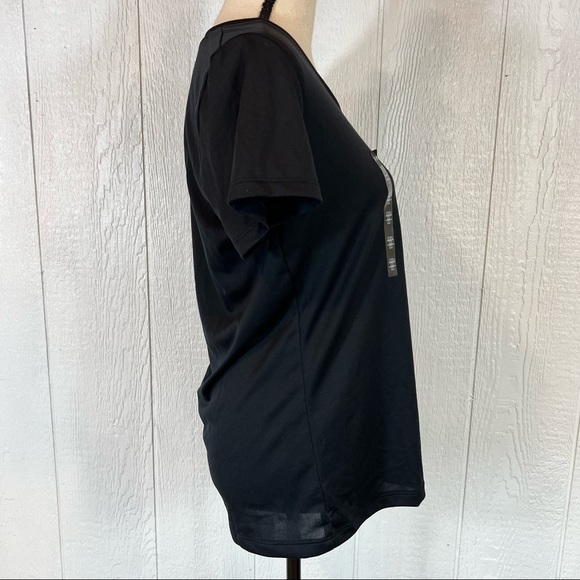 NEW Under Armour Black V Neck Work Out Top Medium - Picture 8 of 13